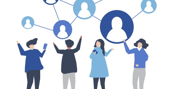 Vier Menschen, die miteinander netzwerken und im Dialog miteinander stehen.